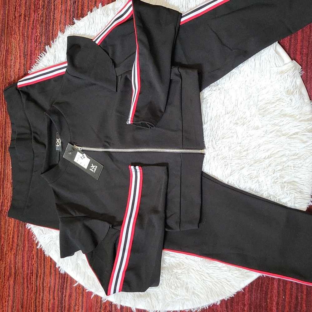 ❣️Black and Red Striped Pant Set❣️